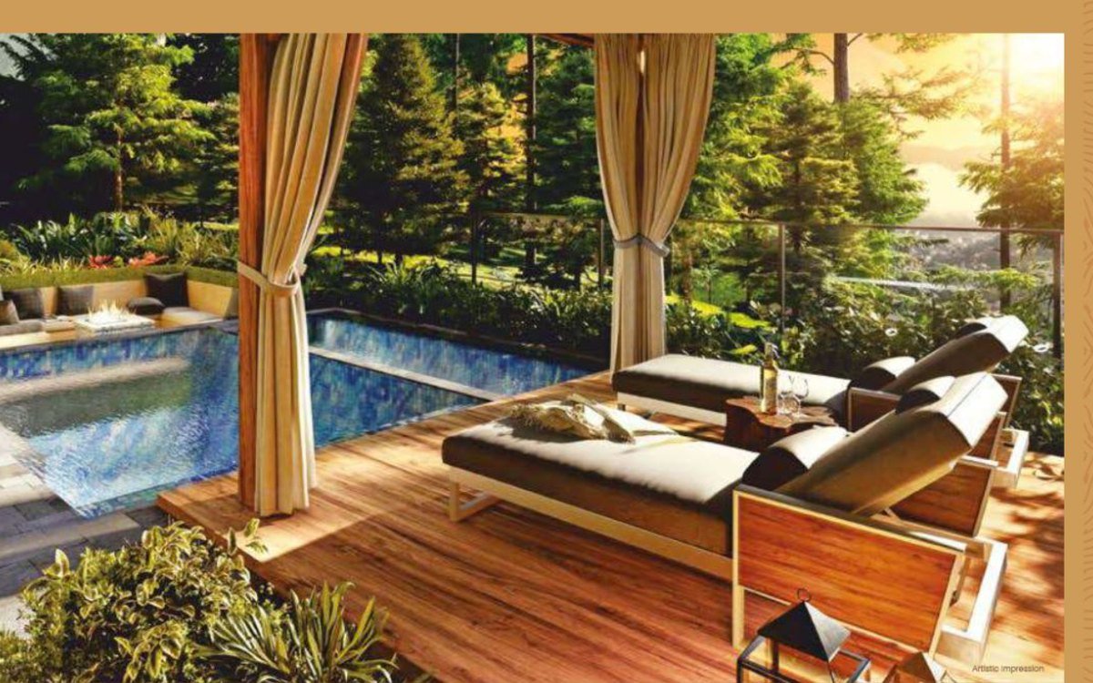Private pool retreat